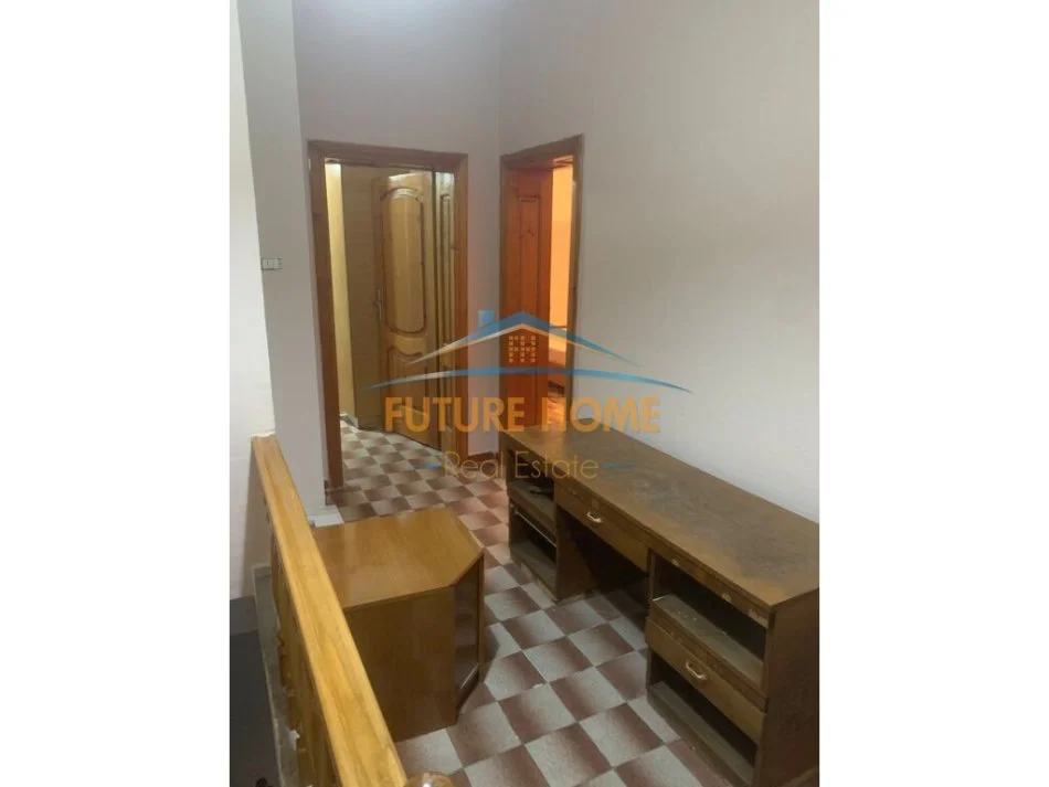 QERA VILE 3-KATESHE, GJIMNAZI PARTIZANI