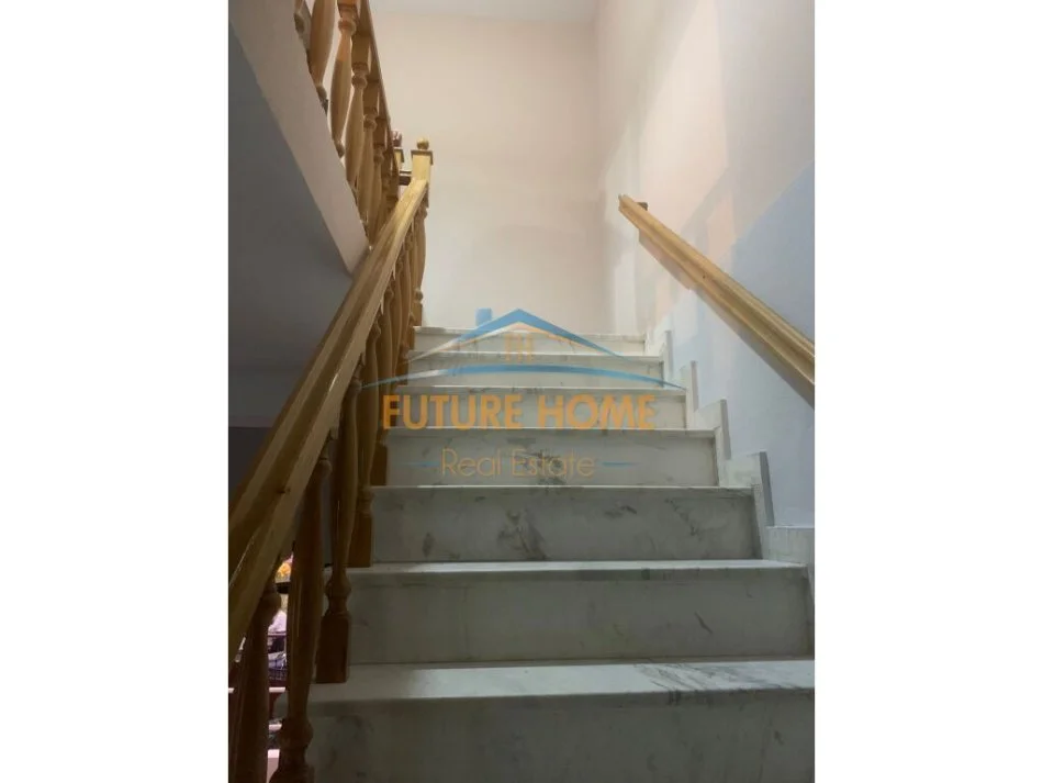 QERA VILE 3-KATESHE, GJIMNAZI PARTIZANI