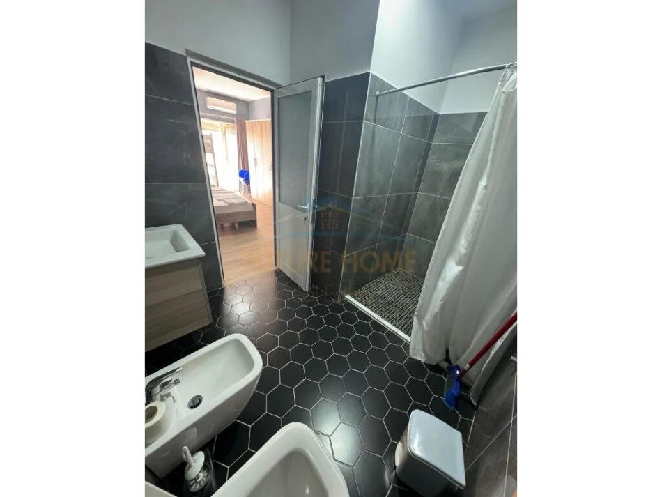 Durres, shitet apartament 1+1 Kati 4, 63 m² 95.850 € (Durres)