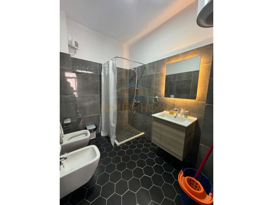 Durres, shitet apartament 1+1 Kati 4, 63 m² 95.850 € (Durres)