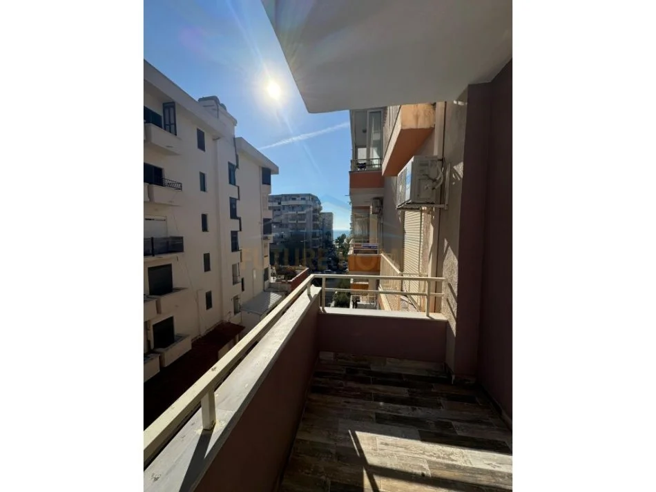 Durres, shitet apartament 1+1 Kati 4, 63 m² 95.850 € (Durres)