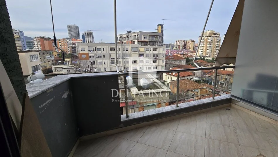 Tirane, shitet apartament 2+1 Kati 5, 77 m² 179.000 € (Pazari i Ri)