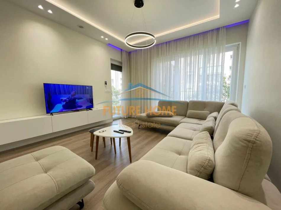 Tirane, shitet apartament 3+1+Ballkon Kati 1, 110 m² 275.000 € (Liqeni Thate)