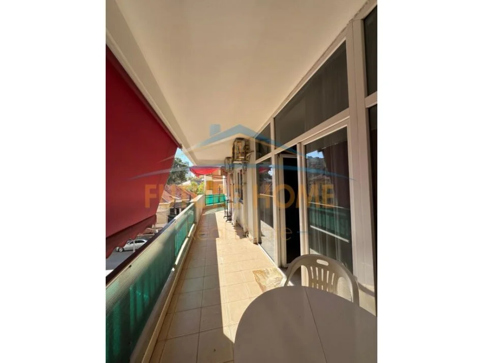 Tirane, jepet me qera apartament 2+1+Aneks+Ballkon Kati 3, 114 m² 750 € (RRUGA E ELBASANIT)