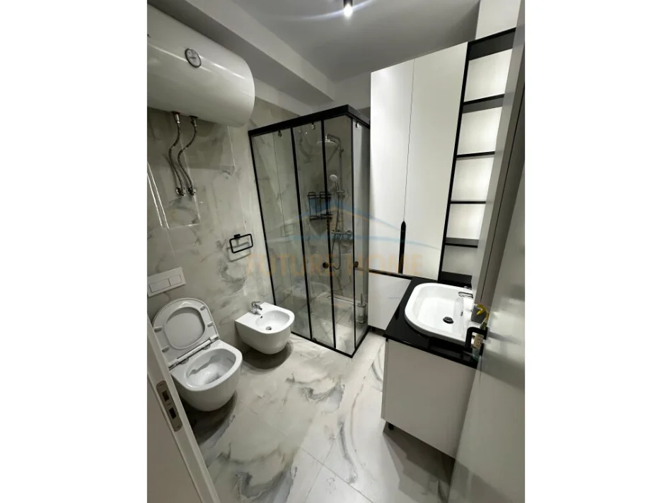 Tirane, jepet me qera apartament 2+1 Kati 2, 105 m² 1.100 € (Kodra e Diellit)