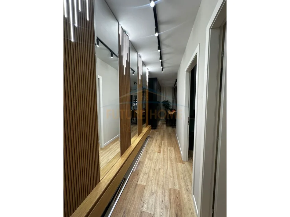 Tirane, jepet me qera apartament 2+1 Kati 2, 105 m² 1.100 € (Kodra e Diellit)