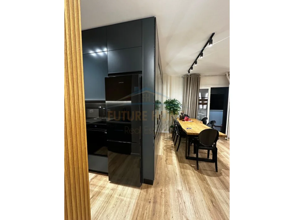 Tirane, jepet me qera apartament 2+1 Kati 2, 105 m² 1.100 € (Kodra e Diellit)