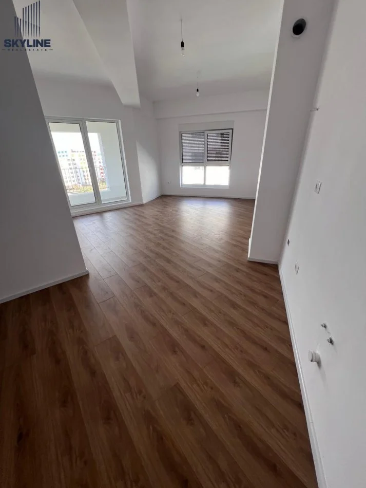 Tirane, shitet apartament 2+1 Kati 5, 94 m² 140.000 € (Ali Demi)