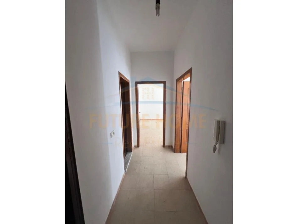 Durres, shitet apartament 1+1 Kati 6, 72 m² 75.000 € (Plazh Hekurudha, Durres)