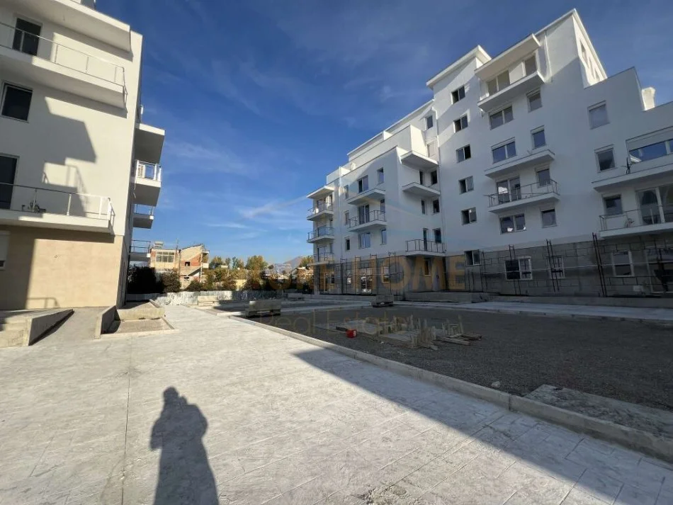 Tirane, shitet apartament 2+1 Kati 1, 84 m² 114.000 € (UNAZA RE)UNA46270