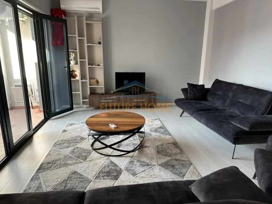 Tirane, shitet apartament 2+1+Ballkon Kati 9, 113 m² 195.000 € (Unaza e Re)