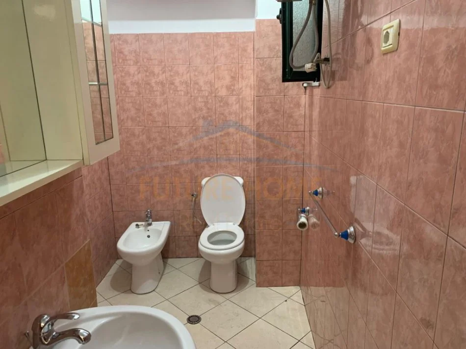 Durres, shitet apartament 2+1 Kati 7, 90 m² 117.000 € (Muzeumi i Deshmoreve)