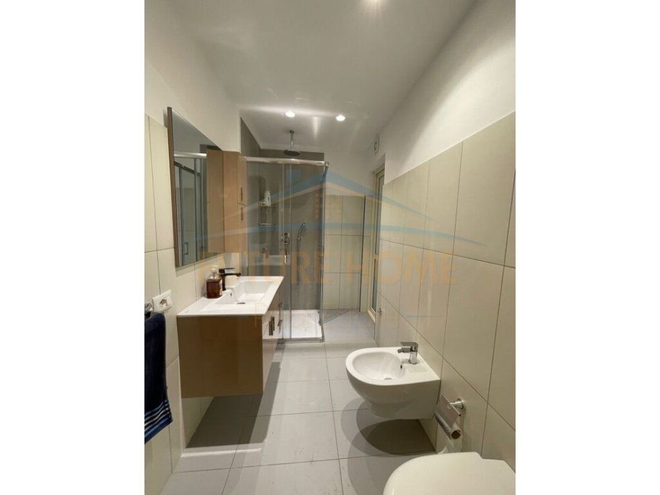 Tirane, shitet apartament 3+1+Aneks+Ballkon Kati 9, 153 m² 574.000 € (rruga e elbasanit)