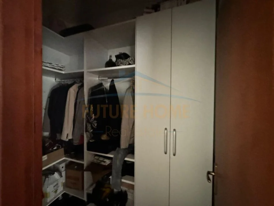 Tirane, shitet apartament 2+1+Ballkon Kati 7, 97 m² 130.000 € (Fresk)