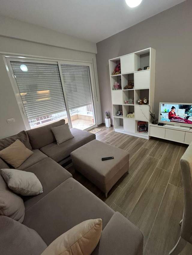 Tirane, jap me qera apartament 2+1+BLK Kati 4, 80 m² 350 Euro (Rruga Shefqet Kuka)