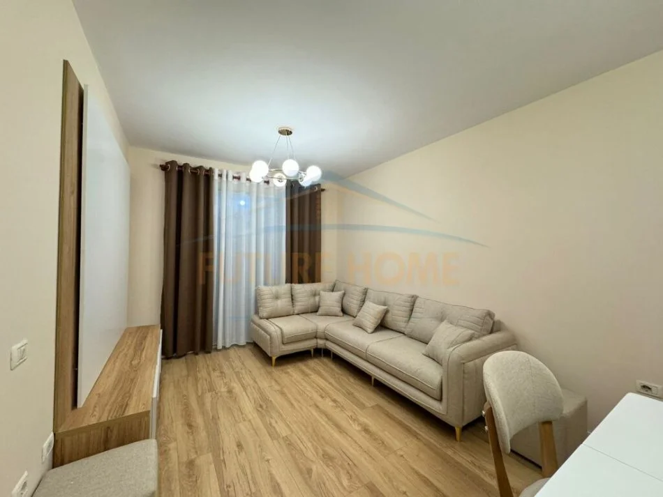 Tirane, shitet apartament 2+1 Kati 5, 96 m² 133.000 € (UNAZA E RE ASTIR)