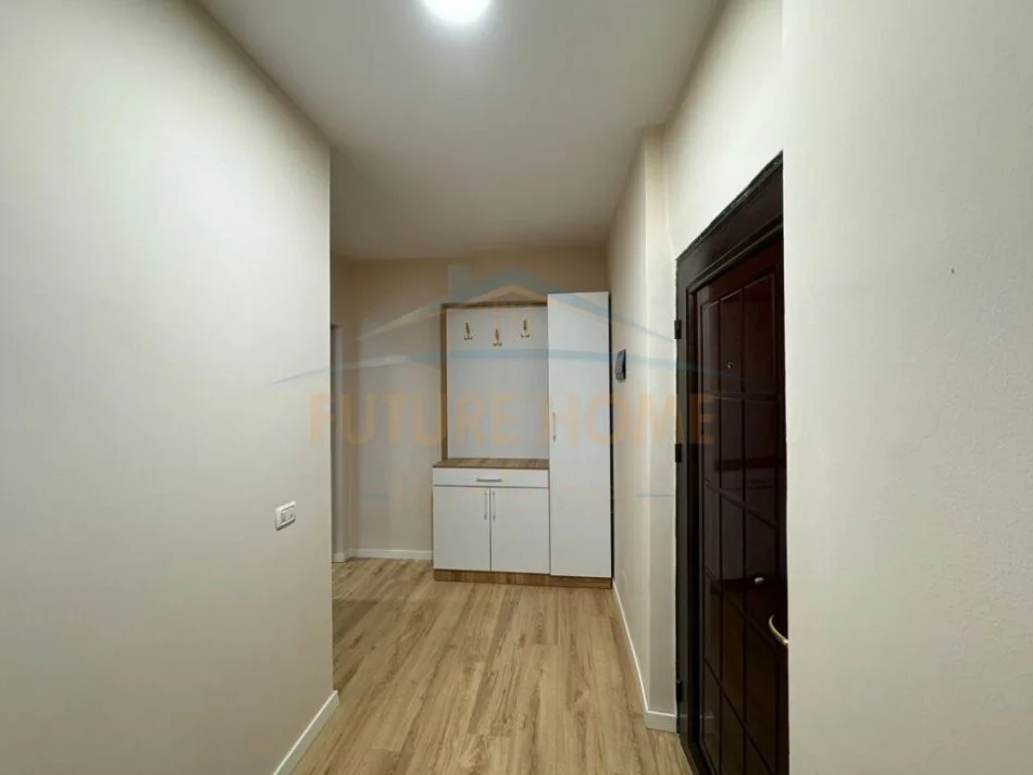 Tirane, shitet apartament 2+1 Kati 5, 96 m² 133.000 € (UNAZA E RE ASTIR)