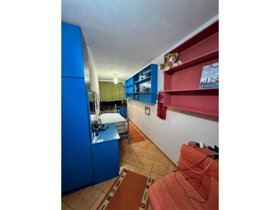 Tirane, shitet apartament 2+1+Ballkon , 116 m² 165.000 € (Qazim Turdiu)