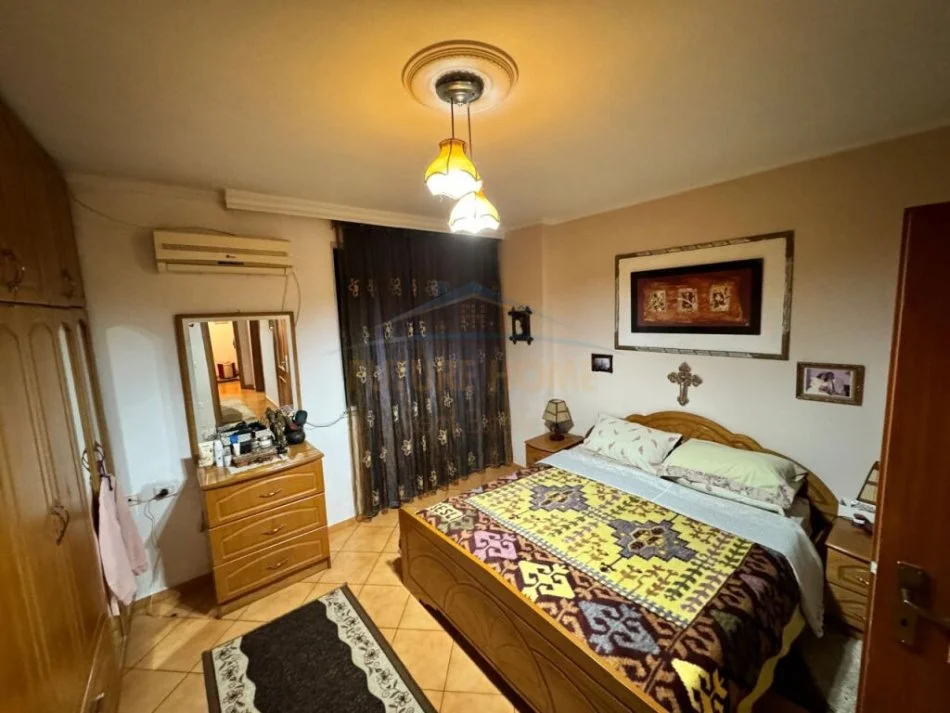 Tirane, shitet apartament 2+1+Ballkon , 116 m² 165.000 € (Qazim Turdiu)