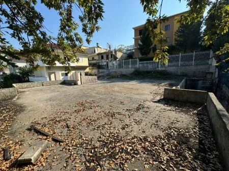 Tirane, jepet me qera shtepi 3+1 Kati 0, 164 m² 600 € (Kodra e Priftit, Tirane AREA46630)