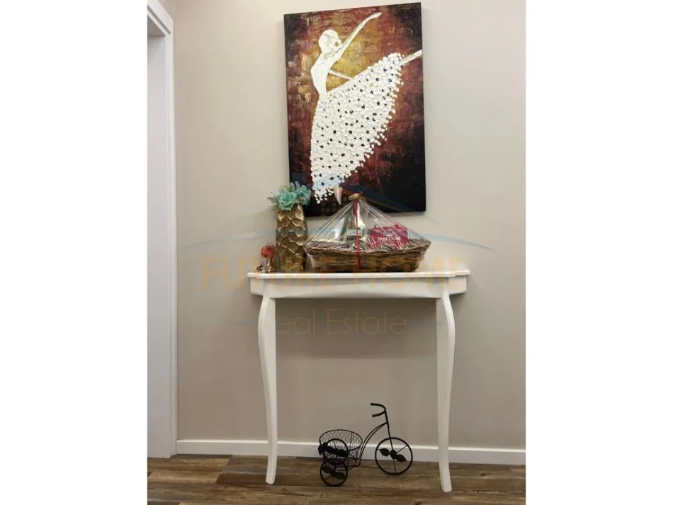 Tirane, shitet apartament 2+1 Kati 5, 65 m² 150.000 € (Ferit Xhajko)