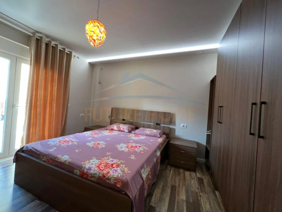 Tirane, shitet apartament 2+1+Ballkon Kati 5, 65 m² 150.000 € (Rruga Ferit Xhajko)