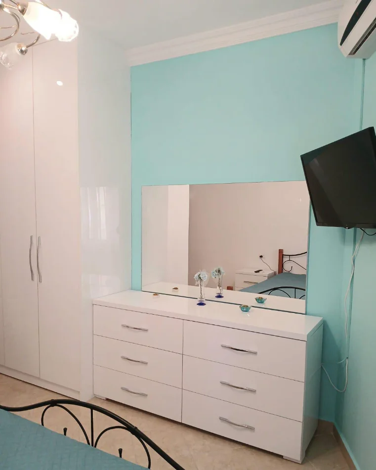 Tirane, jepet me qera apartament 2+1 Kati 2, 97 m² 520 € (Fresku)