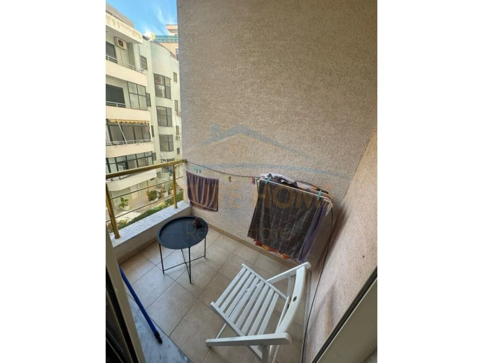 Durres, shitet 1+1 Kati 2, 45 m² 50.000 € (Shkembi i Kavajes)