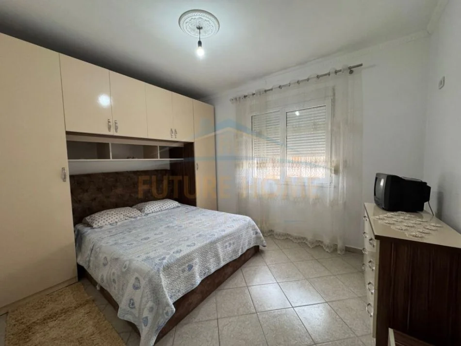 Shkembi Kavajes, shitet apartament 2+1+Ballkon Kati 5, 80 m² 100.000 € (Durres)