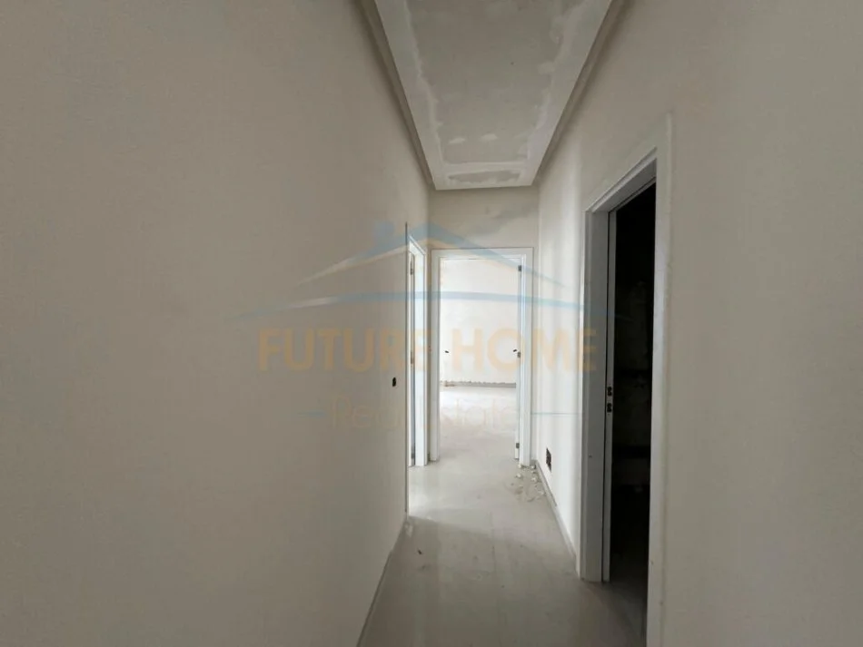 Durres, shitet apartament 2+1+Ballkon Kati 3, 90 m² 144.320 € (qerret)