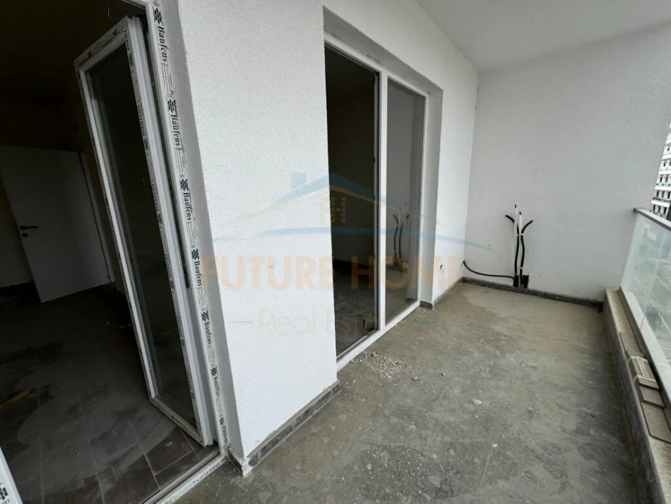 Durres, shitet apartament 1+1+Ballkon Kati 3, 107.680 € (qerret)