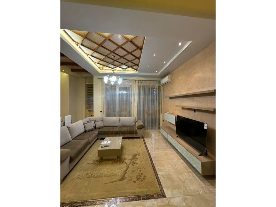 Tirane, jepet me qera apartament 2+1 Kati 2, 101 m² 800 € (PAZARI RI)  UNA46710