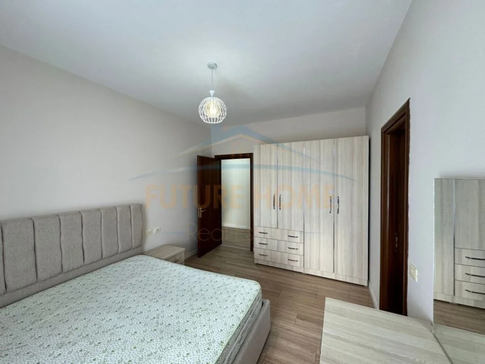 Tirane, shitet apartament 2+1 Kati 5, 115 m² 138.000 € (UNAZA E RE)