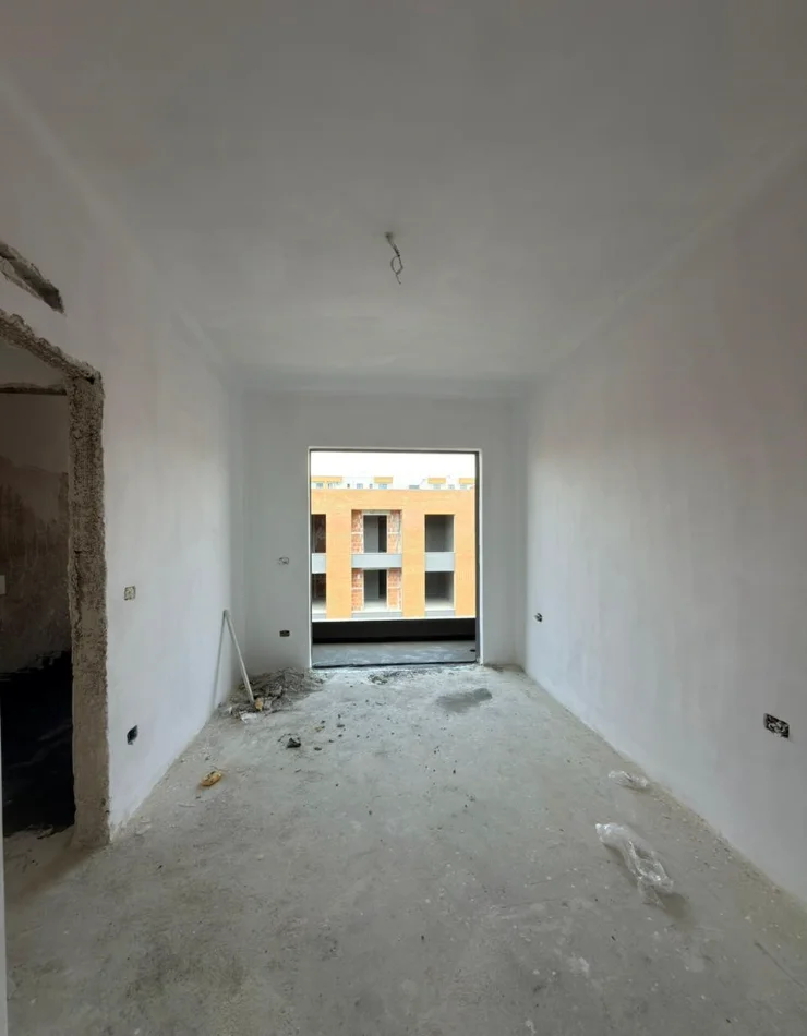 Tirane, shitet apartament 1+1+Ballkon Kati 4, 67 m² 57.000 € 