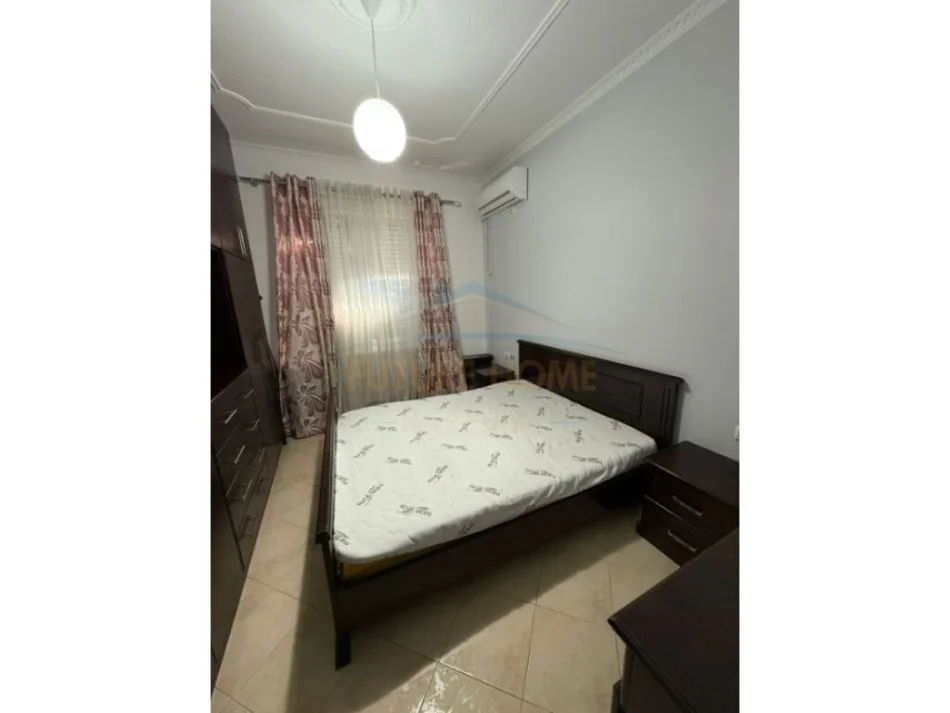 Tirane, jepet me qera apartament 2+1 Kati 4, 108 m² 580 € (Kodra e Diellit)