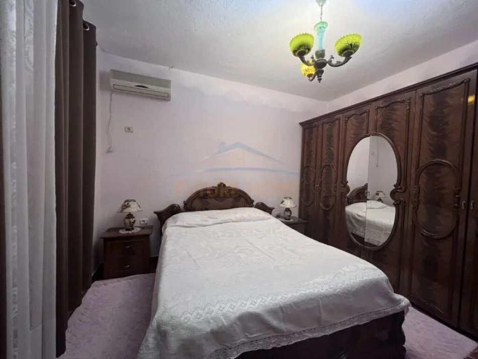 Tirane, jepet me qera Vile 2+1 Kati 1, 120 m² 50.000 € (Spitalii Ushtarak)