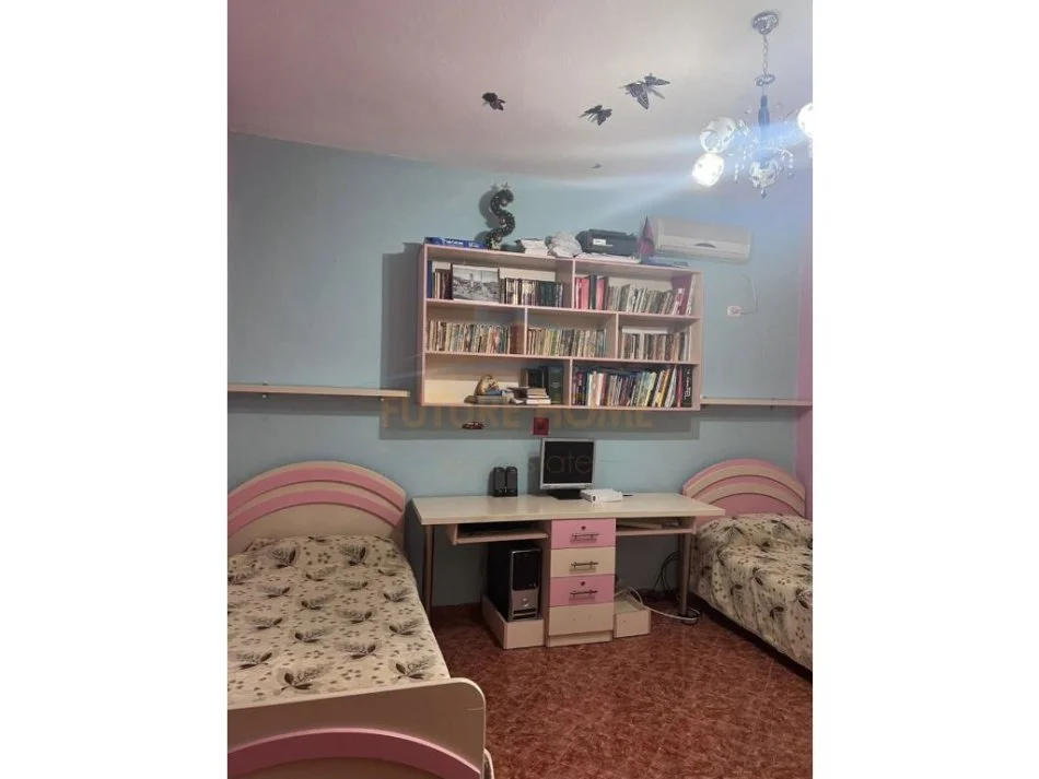 Tirane, jepet me qera Vile 2+1 Kati 1, 120 m² 50.000 € (Spitalii Ushtarak)