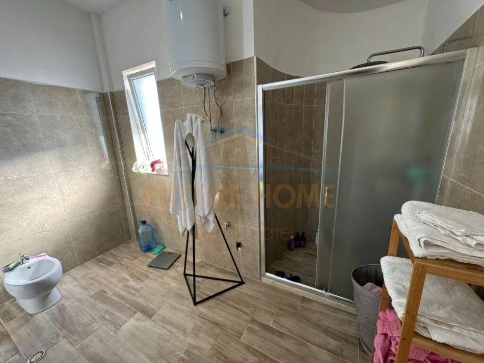 Durres, shitet apartament+verande | Penthouse 2+1+Ballkon Kati 6, 433.000 € (QERRET)