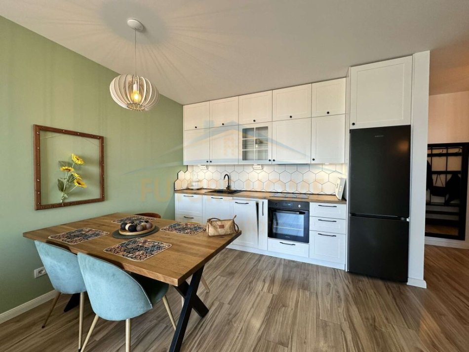 Tirane, jepet me qera apartament 1+1 Kati 10, 68 m² 600 € (Rezidenca Future Home, Unaza e Re, Tiranë)