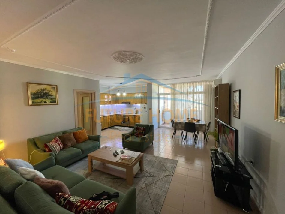 Tirane, shitet apartament 2+1 Kati 10, 105 m² 252.000 € (KOMUNA E PARISIT TIRANE)