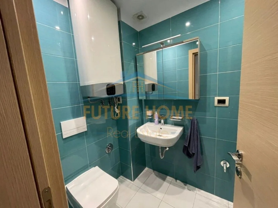 Tirane, shitet apartament 2+1 Kati 10, 105 m² 252.000 € (KOMUNA E PARISIT TIRANE)