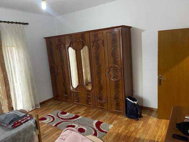 Tirane, jepet me qera Vile 2+1+A+BLK Kati 2, 120 m² 37.000 Leke (Mikel Maruli)
