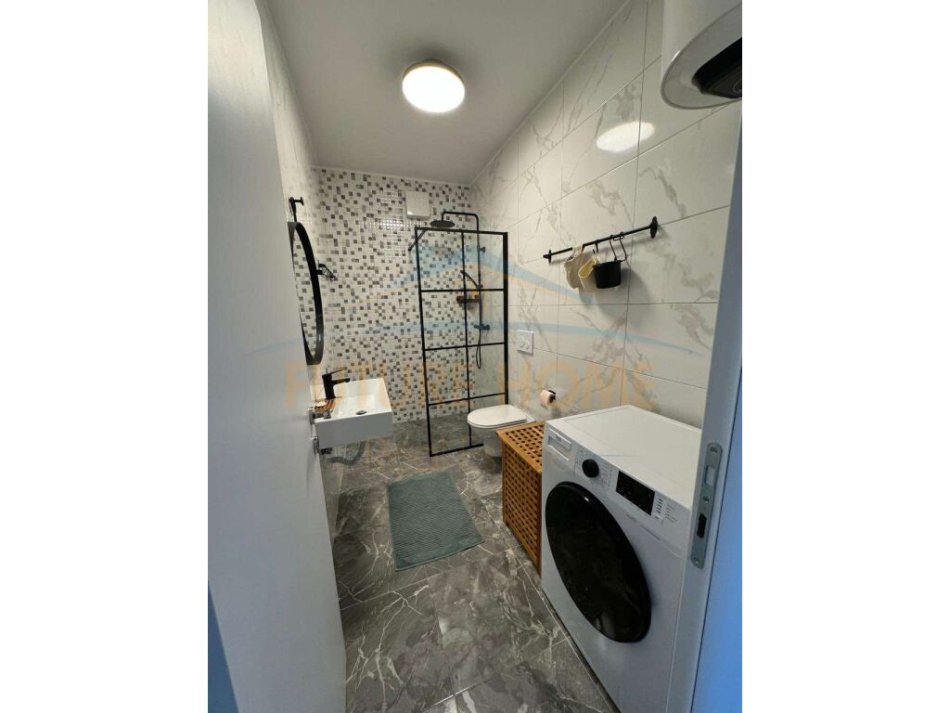 Tirane, jepet me qera apartament 1+1 Kati 10, 68 m² 600 € (Rezidenca Future Home, Unaza e Re, Tiranë)