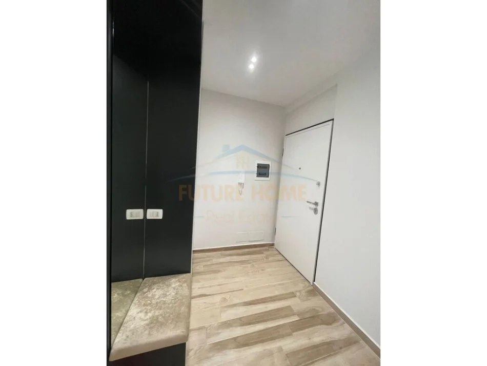Tirane, jepet me qera apartament 2+1 Kati 2, 103 m² 1.000 € (Liqeni I Thate)