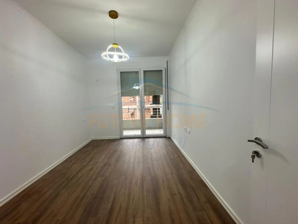Tirane, shitet apartament 1+1 Kati 3, 63 m² 119.000 € (KOPSHTI BOTANIK TIRANE)