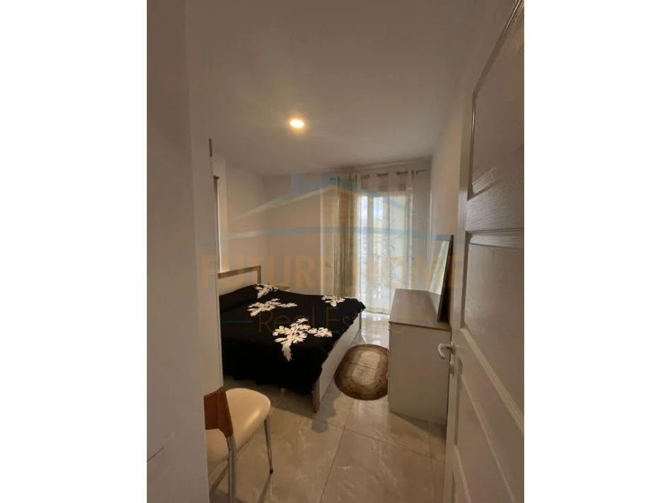 Tirane, jap me qera apartament 1+1 Kati 6, 50 m² 460 € (FUSHA E AVIACIONIT)