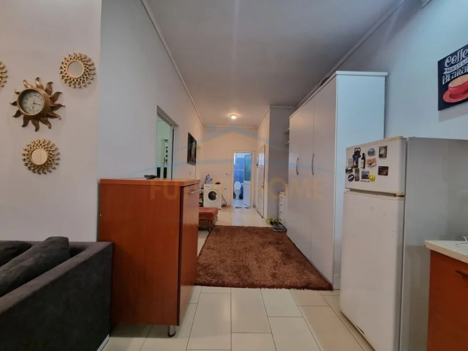 Tirane, shitet apartament 2+1 Kati 4, 55 m² 120.000 € (vasil shanto)