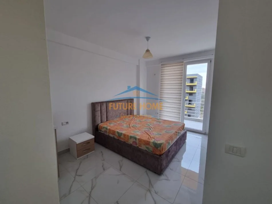 Tirane, jepet me qera 2+1 Kati 2, 100 m² 450 € (KOMPLEKSI TOM DOSHI)