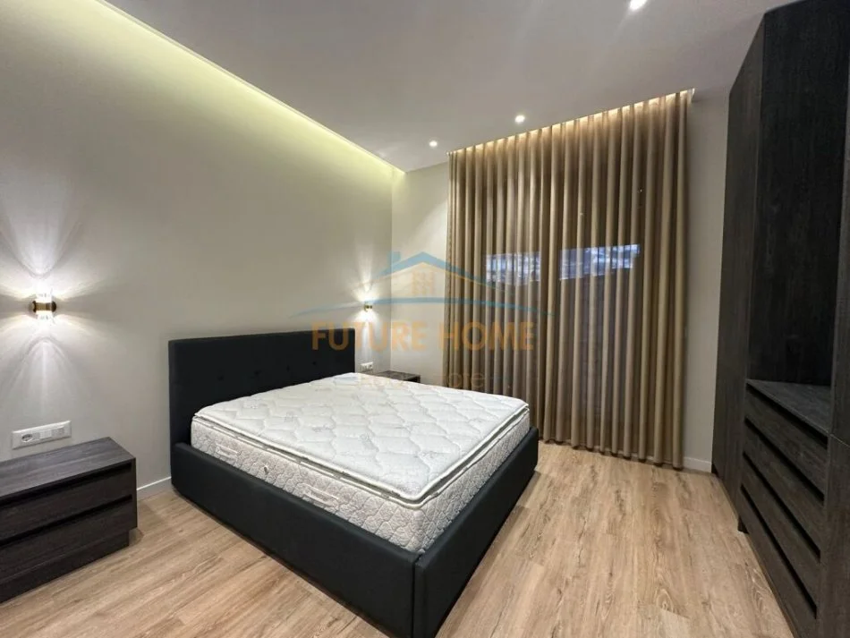 Tirane, jepet me qera apartament 1+1 Kati 7, 72 m² 800 € (KOMPLEKSI DELIJORGJI TIRANE)