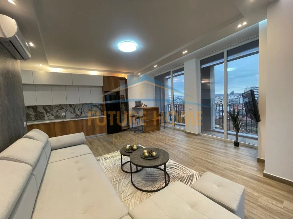 Qera, Apartament 2+1+2+Post Parkimi, Rruga Riza Cerova, Tiranë